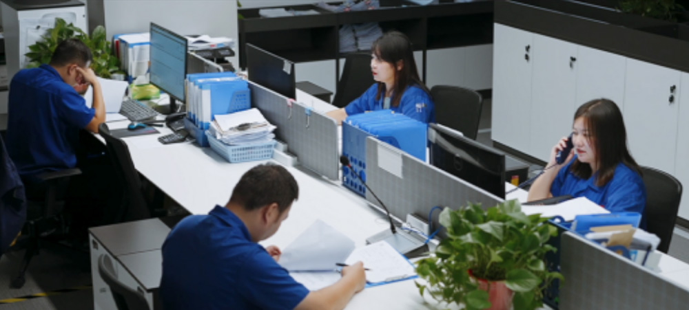 Company Profile(pic2) 020901.jpg